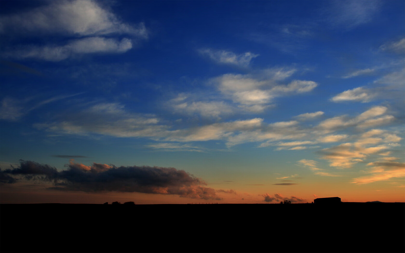 开云kaiyun-【战术博弈】防守与进攻的完美结合战术大揭秘，防守战术还有什么用
