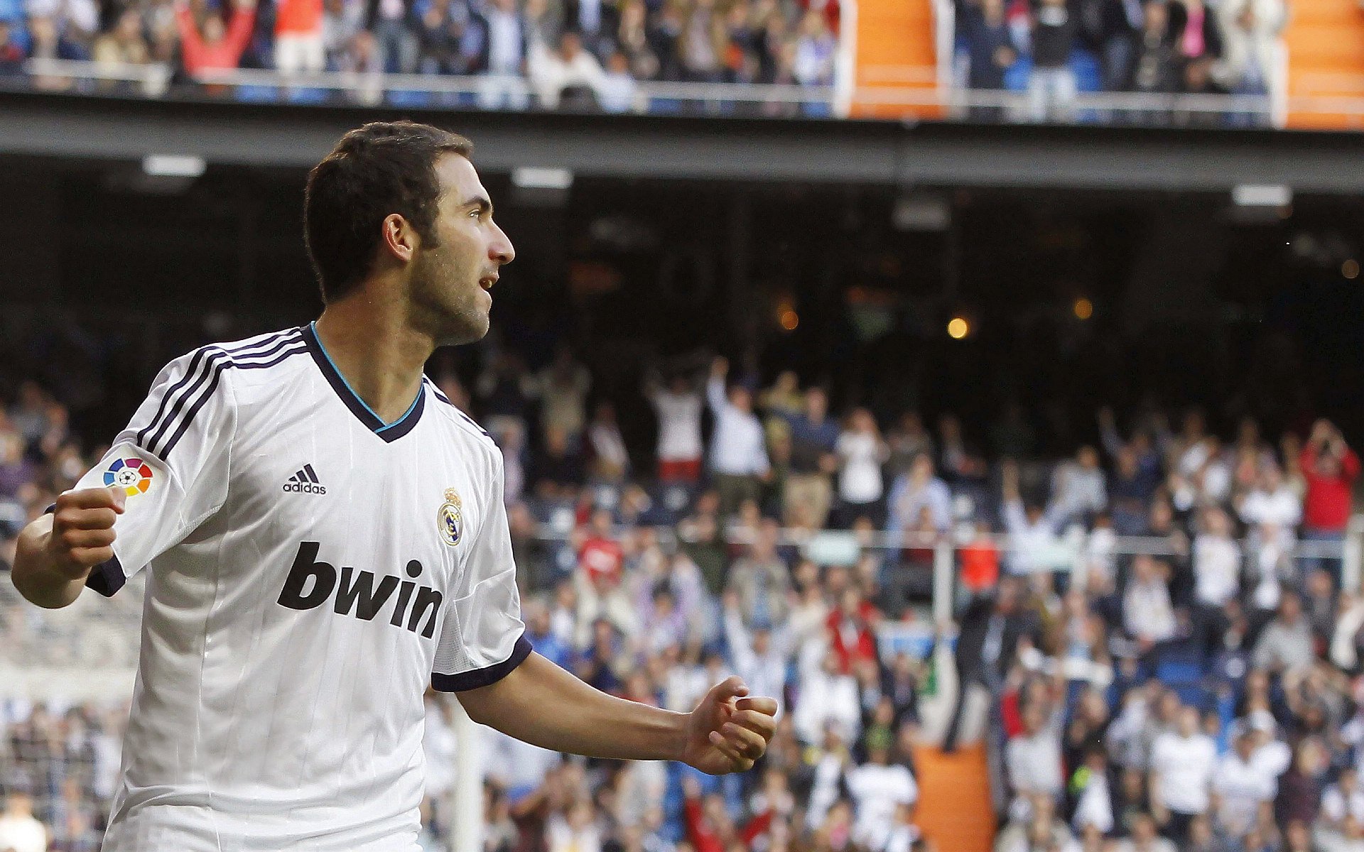 开云全站-阿森纳青训持续发力，发掘新一代足球明星